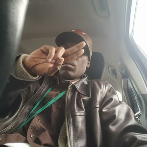 Meet your Posher, Phillip